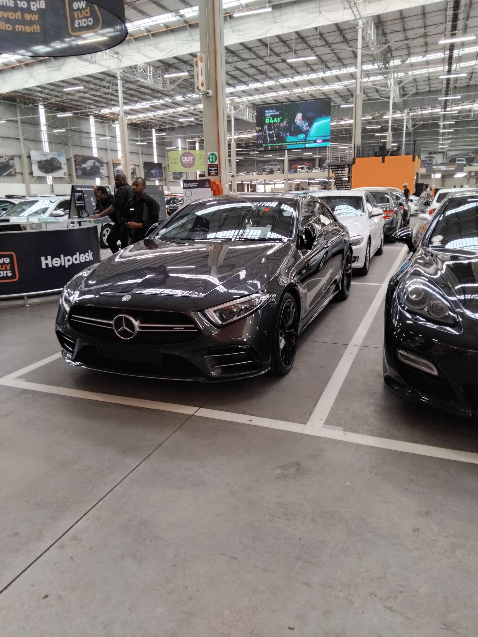 Dry Wash - The Ultimate 2-in-1 Waterless Car Shampoo & Polish - Image 2